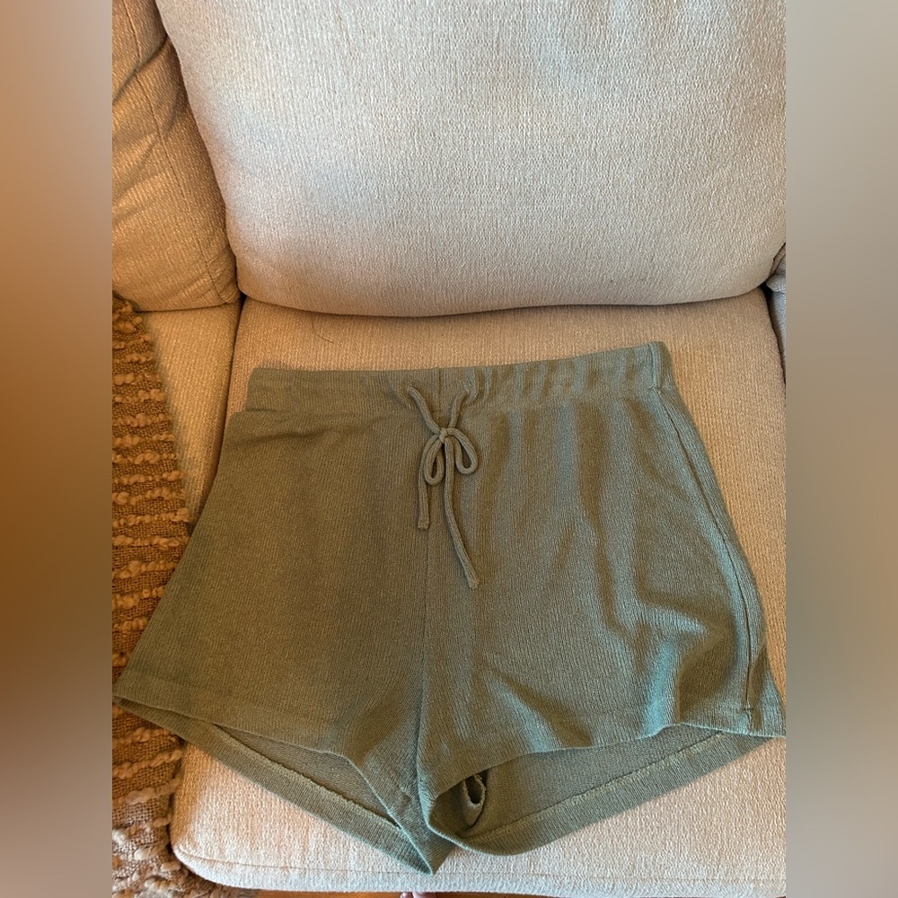 NWOT Cozy Knit Olive Green Women's Shorts